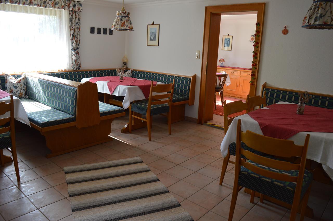 Haus Brigitte Hotell Fuschl am See Eksteriør bilde